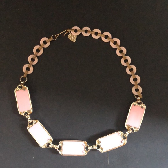 Vintage Pink Thermoset Necklace Clip Earrings Set Pretty in Pink 15” Silver Tone - Picture 6 of 10